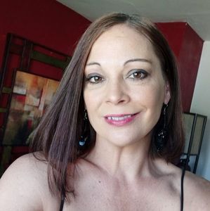 Meet your Posher, Samantheia